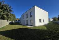 MODERN, MASSIV UND HOCHWERTIG VOM BAUMEISTER