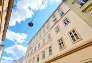 Neuer Preis! LAGE LAGE LAGE! Rarität in 1090 Wien! Sanierungsbedürftige Altbauwohnung + Freie Grundrissgestaltung + U-Bahn Nähe + Ruhige Seitengasse + Traumhaftes Altbauhaus!