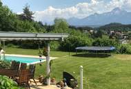 Exklusive Villa mit Pool in Aussichtslage