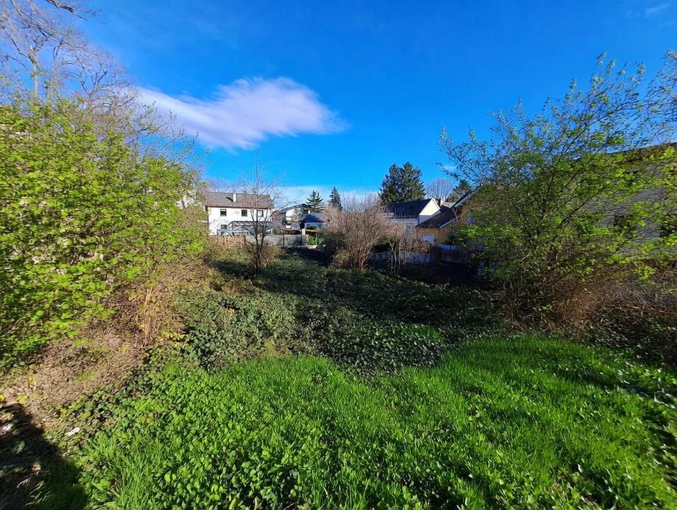 Exklusives Baugrundstück in Villenlage