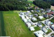 Sonniges Baugrundstück mit zusätzlichem Grünland in ruhiger Lage!