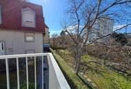 Helle 2 Zimmer mit schöner Terrasse