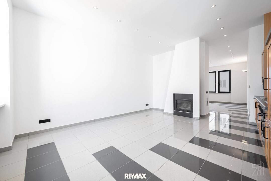 INVESTMENTHIT | 39 m² | renovierter Altbau | PROVISIONSFREI | unbefristet vermietet