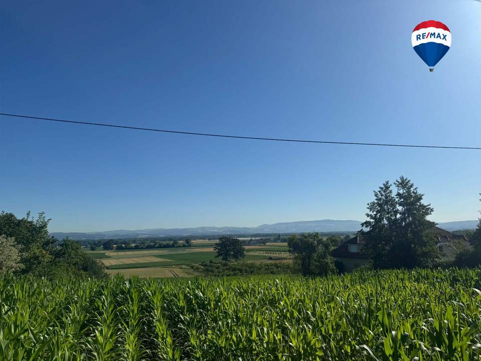 Einzigartiges Baugrundstück in Alkovner Aussichtslage