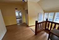 Großzügiges Wohnhaus auf großem Grundstück in idyllischer Lage! Sanierungsbedürftig!