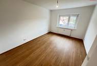 Erstbezug nach Komplettsanierung! Sonnige 3 Zimmerwohnung mit Badewanne und Balkon!
