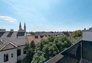 Erstbezug mit hofseitigem Balkon! Vollsanierte Jahrhundertwendeliegenschaft mit Luftwärmepumpe