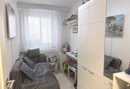 sanierte, helle Familienwohnung, Hofruhelage, exzellente Infrastruktur