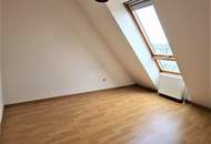 DACHGESCHOSS, AUGARTEN-NÄHE, 87 m² Maisonette mit 10 m2 Terrasse, Wohnküche, 2 Zimmer, Galerie, 2 Bäder, Rembrandtstraße