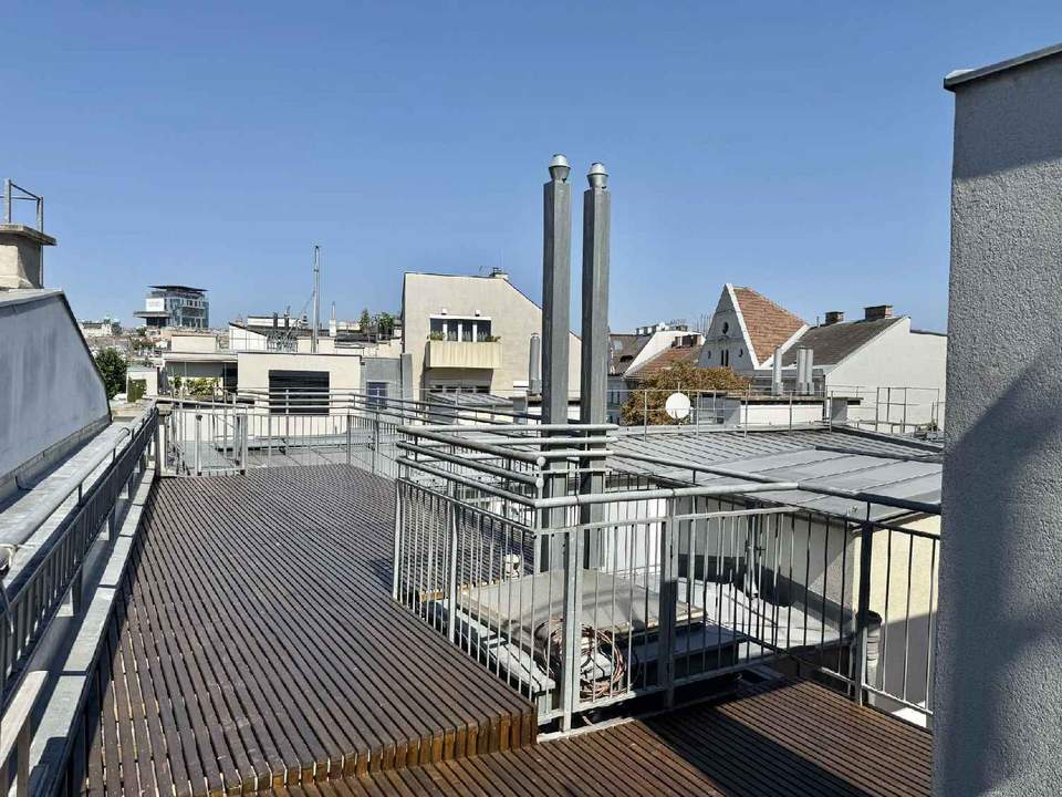 Luxuriöse Dachgeschoß-Maisonette mit Sonnenterrasse und atemberaubendem Panoramablick