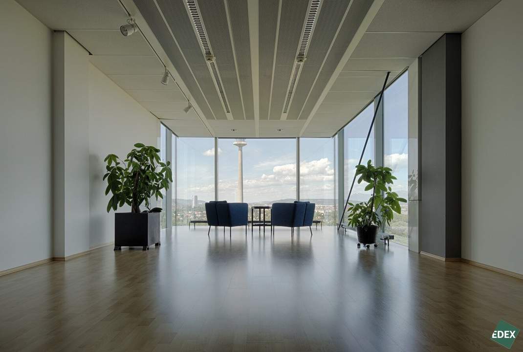 Hochwertige Flächen im Saturn Tower