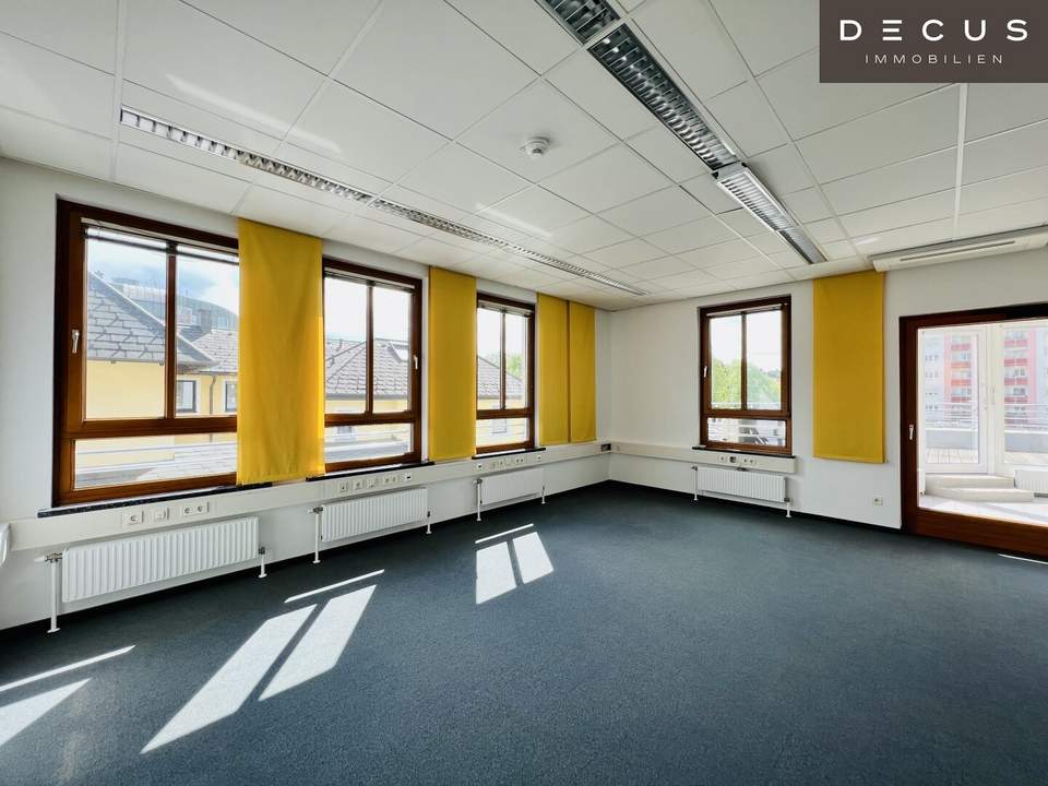 + + + NÄHE TRAISENPARK + + + Funktionale Bürofläche ca. 235 m² mit TERRASSE und Wintergarten + + +
