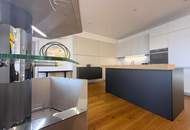Luxus Penthouse mit Outdoor-Jacuzzi wird komplett möbliert vermietet // Luxury penthouse with outdoor Jacuzzi available for rent, fully furnished //