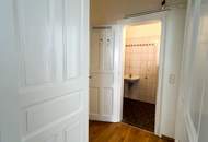 2 ½ Zimmer-Altbauwohnung im Herzen der Stadt!