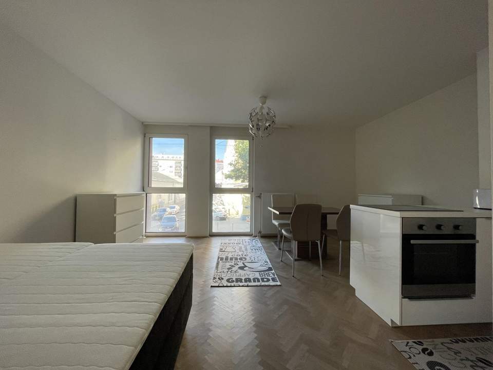 Top-modern möblierte Single-Wohnung mit optimaler Verkehrsanbindung
