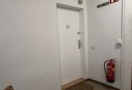 Traumhafte Aussichten! Tolle DG-Wohnung mit Terasse in U Bahn Nähe!