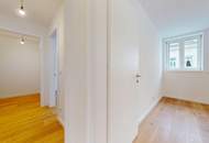 Am Kutschkermarkt | Elegante 4-Zimmer-Altbauwohnung mit rund 9,9 m² großem Balkon, Garagenplatz optional