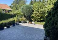 Viel Platz und ein wunderschöner Garten, alles was man benötigt um sich wohl zu fühlen.