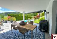 Exquisites Wohnhaus mit schönem Garten und Pool, Ruhelage mit Fernblick