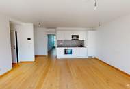 Moderne Dachgeschosswohnung mit Balkon in Brigittenau