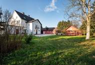 Herrschaftlicher Landsitz mit Nebengebäuden