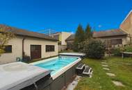 EINFAMILIENHAUS MIT VIEL POTENZIAL I GRÜNRUHELAGE I großzügiger Garten mit Swimming-Whirlpool I Infrarotkabine I Garage mit 3 Stellplätzen I Weinkeller