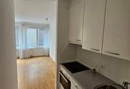 Helle 2-Zimmer-Wohnung in Traumlage - Direkt an der U-Bahn & Schönbrunner Straße!