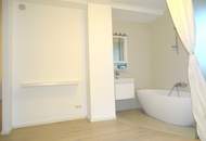 1180! Loftiges, wunderbar sonniges 2-Zimmer DG mit Terrasse Nähe Kutschkermarkt!