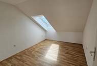 PREISREDUKTION! GEFÖRDERTE 4 - ZIMMER DACHGESCHOSSWOHNUNG!