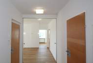 Attraktive 114m² große Doppelhaushälfte mit 2 Wohn-/Gewerbeeinheiten, Garten und Balkon in Gutauer Naturlage zu kaufen