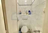 3-Zimmer-Wohnung mit Loggia in U-Bahn Nähe!