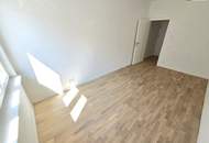 NEU - Erstbezug! TOP saniert + Herrlicher Eigengarten + Hofseitiger Balkon + Viel Grün + Viel Lebensqualität + Absolute Ruhelage + Ideale Raumaufteilung! Besser geht´s nicht! Nicht lange zögern...