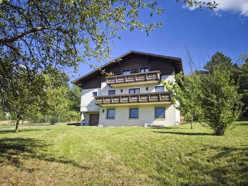 Mehr-Generationen-Wohnhaus mit Potenzial und über 2.000 m² Grund