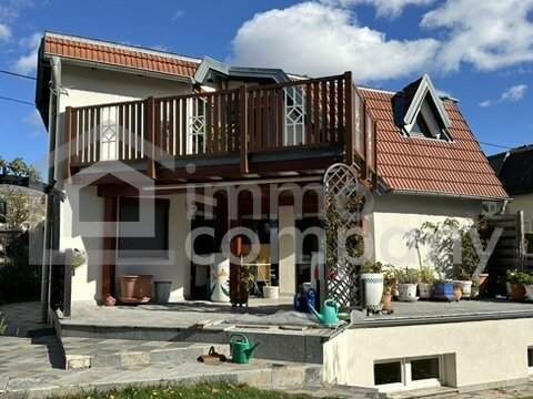 Haus in Schrebergartensiedlung, ständig Bewohnbar, Balkon, Terrasse, Pool, Gartenhütte und mehr.