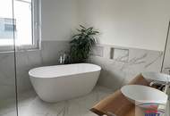 Stilvolle Doppelhaushälfte mit Pool und Keller!