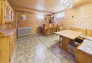 Sehr großer Bungalow mit 2 Terrassen, Keller, Dachausbaureserve, Garage mit 2 Stellplätzen