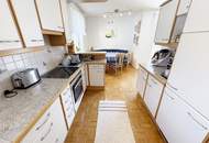 Zentrale, ruhige 3‑Zimmer-Wohnung mit Loggia und Blick ins Grüne