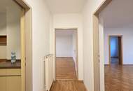 Sehr gepflegte Dreizimmer - Mietwohnung im 2.Stock in ruhiger Seitengassenlage mit Freisicht.