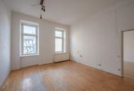 **Hannovermarkt** Renovation Opportunity: 3-Room Period Apartment with Airbnb Potential