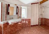 1220 Wien / Wunderschönes Haus / Pool / Großer EIGENGRUND! Keine Pacht, kein VEREIN!
