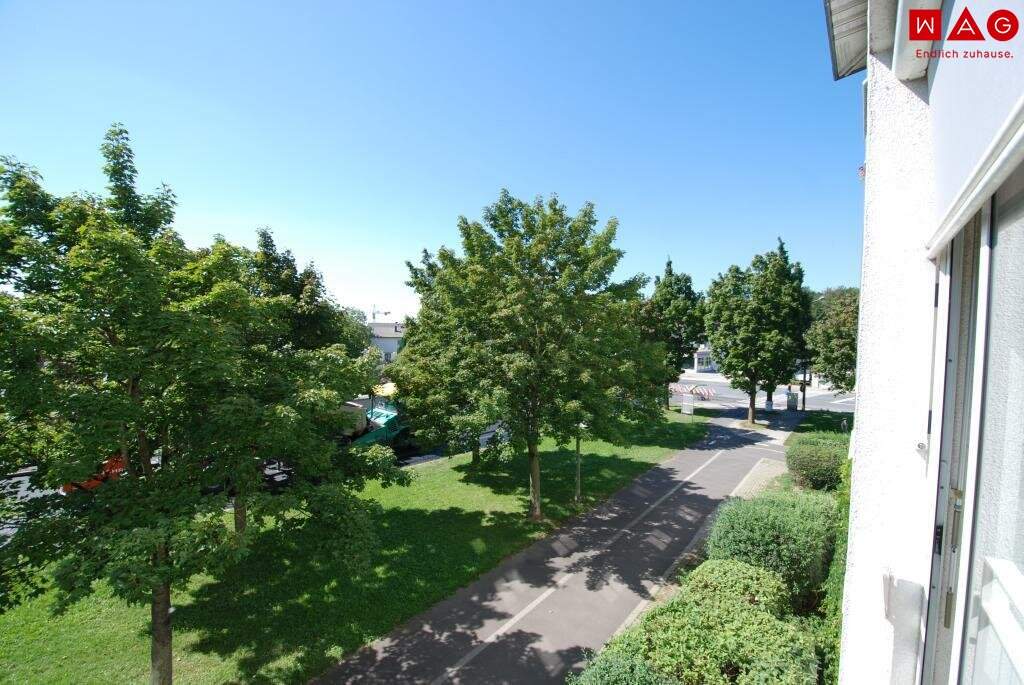 Bezaubernde 2-Zimmer-Wohnung bietet alle Vorteile einer Top-Infrastruktur! Wohnen am grünen Stadtrand mit vielen Freizeitmöglichkeiten!