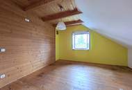 Holzblockhaus mit Vollkeller in guter Lage