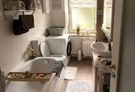 Wohn(t)raum gesucht? Hier gefunden! Diese helle und äußerst gepflegte 2-Zimmer-Wohnung vereint Wohnkomfort, Stil und eine ausgezeichnete Lage mit allem, was das tägliche Leben braucht!