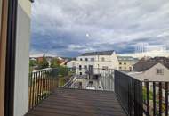 EINMALIGE CHANCE: TRAUMHAFTE DACHGESCHOSSWOHNUNG MIT HERRLICHER LOGGIA & BALKON IN BEGEHRTER WOHNLAGE IM ERSTBEZUG MIT MÖGLICHKEIT AUF TIEFGARAGENPARKPLATZ