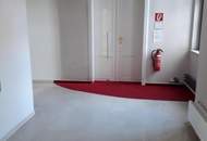 großer nicht unterteilter Raum