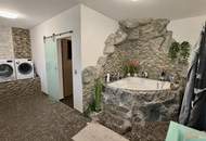 Doppelhaushälfte in ruhiger Wohnstraße mit Garten und Pool!