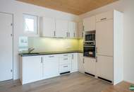 Moderne Wohnhausanlage: Westbalkon, Parkplatz optional