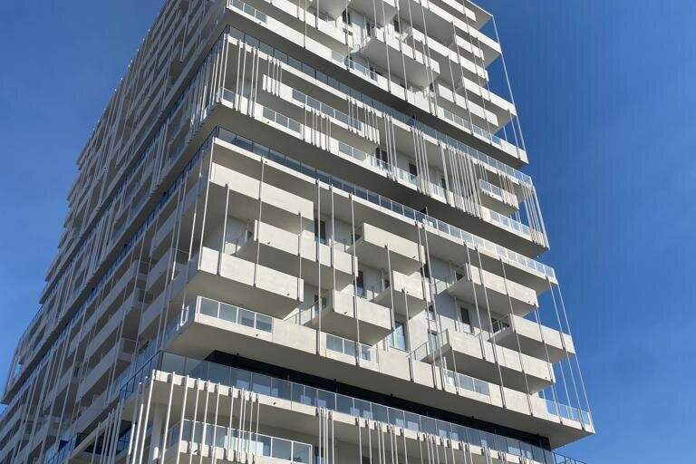 PROVISIONSFREI! Lichtdurchflutete 2-Zimmer Wohnung mit Rooftop-Pool am Dach, Wohnung-miete, 1.500,00,€, 1020 Wien 2., Leopoldstadt