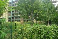 Grüne Oase 500m vom Zentrum – Innenhof mit großem Balkon, Fitness und Co-Working – Erstbezug & Warm