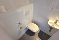 Maisonette-Wohnung mit großer Terrasse und 2 WCs - U1 Nähe!!